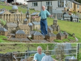 【英国67岁老人建成三座微型村庄】，太有爱了！