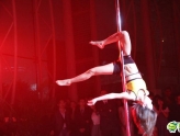 清华大学新生舞会上演钢管舞秀 看来学霸也爱性感嘛！